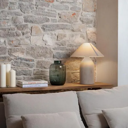 Stone House Casa Lumina 别墅 *