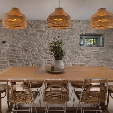 Stone House Casa Lumina 别墅 Božava