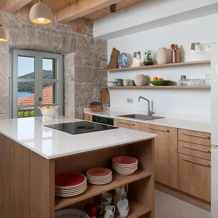 Villa Stone House Casa Lumina *