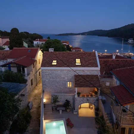 Villa Stone House Casa Lumina