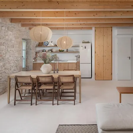 Stone House Casa Lumina Vila Bozava