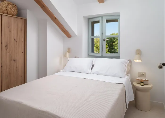 Stone House Casa Lumina *