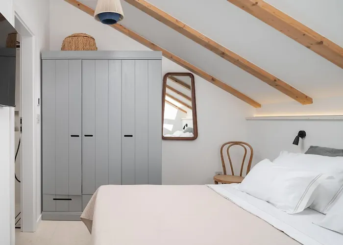 Stone House Casa Lumina Villa *